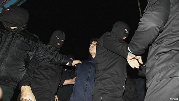 .دو 'زورگیر' در ایران اعدام شدند