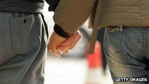 اجاره دوستپسر در چین؛ هر بوسه ۸ دلار اجاره دوستپسر در چین؛ هر بوسه ۸ دلار