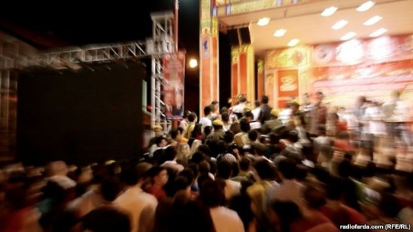 مار در خانه اژدها؛ «نوروز» چینی مار در خانه اژدها؛ «نوروز» چینی