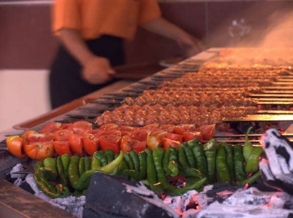 قیمتهای جدید انواع کباب، آش و حلیم قیمتهای جدید انواع کباب، آش و حلیم