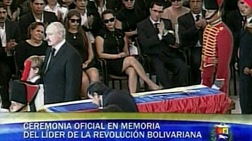 آخرین ادای احترام به چاوز آخرین ادای احترام به چاوز