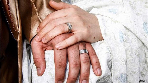 جای خالی یازده میلیون ایرانی بر سر سفره عقد جای خالی یازده میلیون ایرانی بر سر سفره عقد