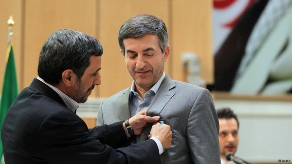 رحیم‌مشایی: احمدی‌نژاد رئیس جمهور تشریفاتی نیست