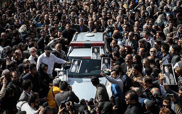 مراسم تشییع عسل بدیعی مراسم تشییع عسل بدیعی