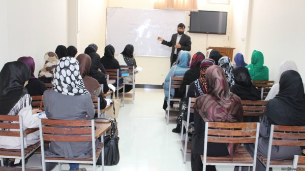 دانشگاه رهبران پیشین طالبان از نگاه دوربین دانشگاه رهبران پیشین طالبان از نگاه دوربین