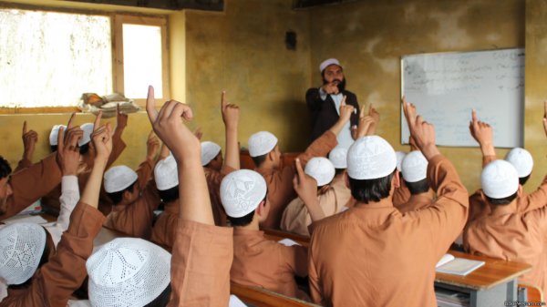 دانشگاه رهبران پیشین طالبان از نگاه دوربین دانشگاه رهبران پیشین طالبان از نگاه دوربین