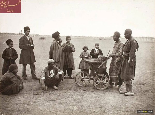 تصـاویری نایاب از طهـران قدیـم؛ از دروازه گمرک تا تراموا تصـاویری نایاب از طهـران قدیـم؛ از دروازه گمرک تا تراموا