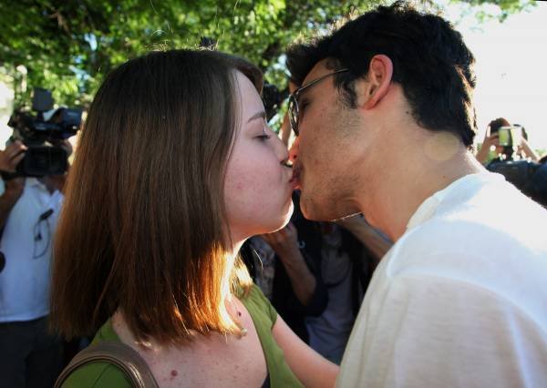  تظاهرات بوسه در آنکارا 