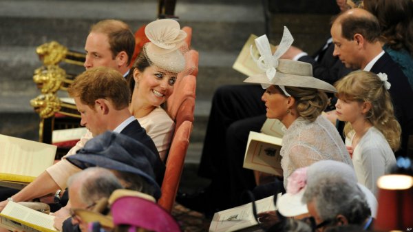 شصتمین سالگرد تاجگذاری ملکه الیزابت دوم شصتمین سالگرد تاجگذاری ملکه الیزابت دوم