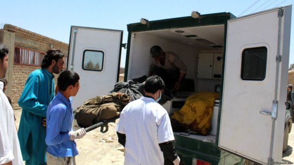 افتتاح ساختمان جدید فرودگاه بینالمللی مولانا در بلخ و حمله به فرودگاه کابل به روایت تصویر افتتاح ساختمان جدید فرودگاه بینالمللی مولانا در بلخ و حمله به فرودگاه کابل به روایت تصویر